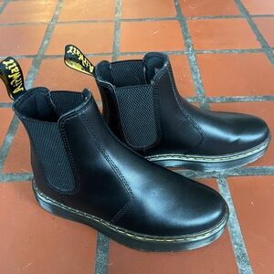 Dr. Martens Dorian Chelsea Boots